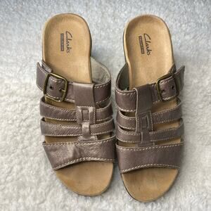 Clarks Collection Shoes Women's 8.5 Brown Soft Cushion Slip On Comfy Sandals